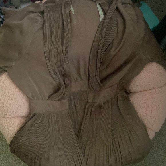 Size M, silk cardigan - Picture 1 of 4